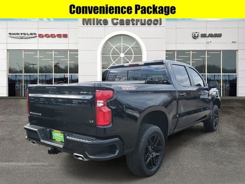 Used 2025 Chevrolet Silverado 1500 LT Trail Boss w/ Convenience Package II image 4