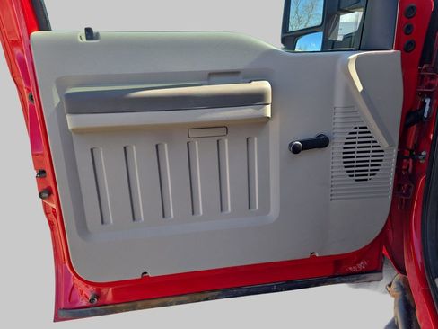 Used 2010 Ford F350 XLT image 26