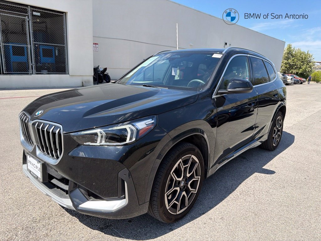 Certified 2025 BMW X1 xDrive28i w/ Convenience Package AWD/4WD image 1