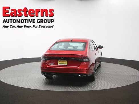 Used 2025 Honda Accord SE image 39