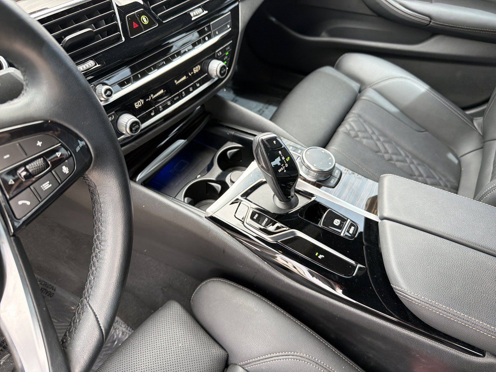Used 2023 BMW 540i w/ Convenience Package RWD image 22