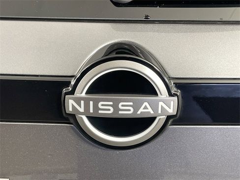 New 2026 Nissan Pathfinder Platinum image 19