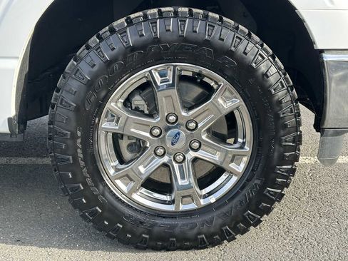 Used 2023 Ford F150 XLT w/ XTR Package image 9