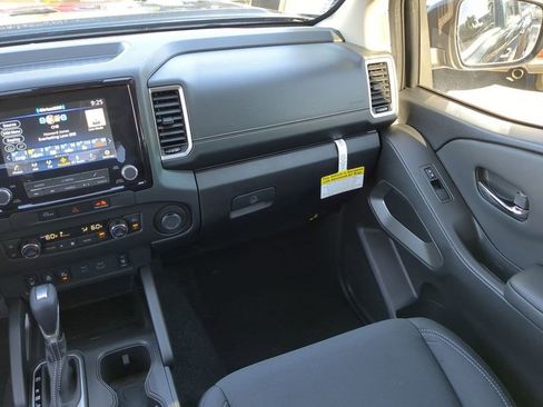 Certified 2024 Nissan Frontier SV w/ SV Convenience Package image 16