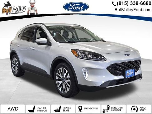Used 2020 Ford Escape Titanium image 1