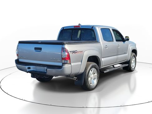 Used 2014 Toyota Tacoma PreRunner image 6
