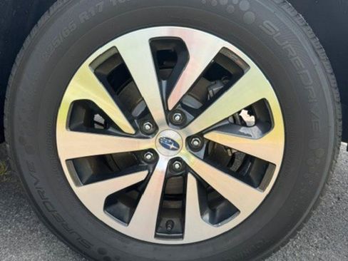 Used 2023 Subaru Outback Premium AWD/4WD image 18