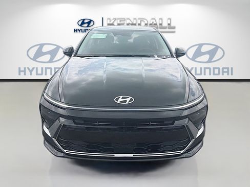 New 2026 Hyundai Sonata SEL FWD image 2