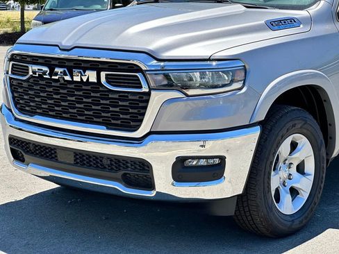 Used 2025 RAM 1500 Big Horn AWD/4WD image 35