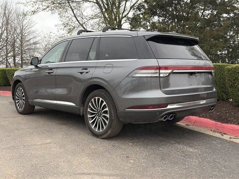 Used 2023 Lincoln Aviator Reserve w/ Elements Package Plus image 10