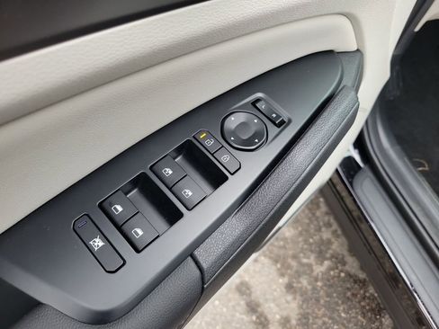 New 2026 Kia Sportage EX FWD image 22