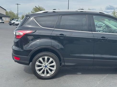Used 2018 Ford Escape Titanium w/ Ford Safe & Smart Package AWD/4WD image 5