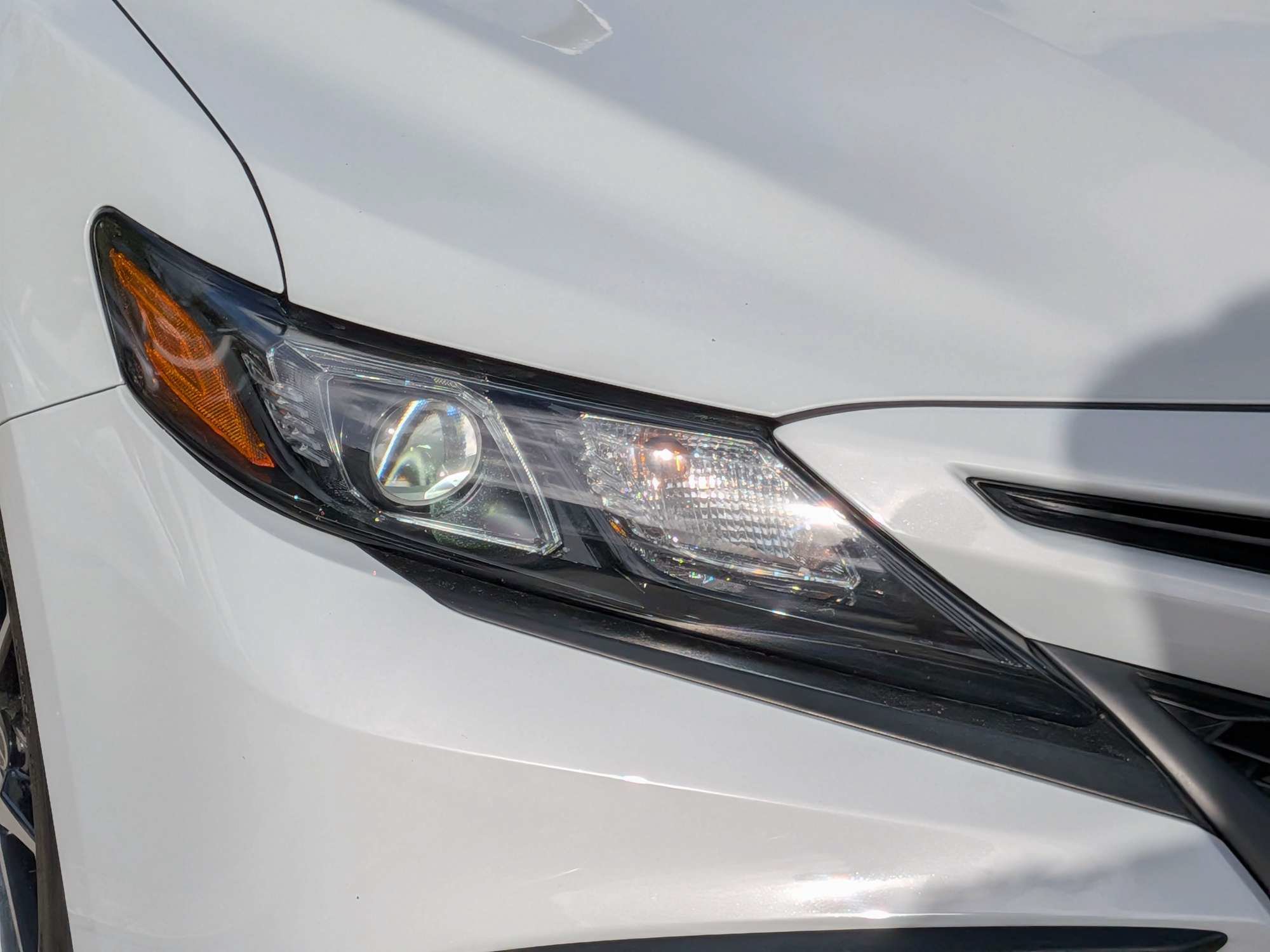 Used 2022 Toyota Camry SE FWD image 9