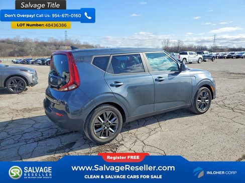 Used 2020 Kia Soul EX image 4