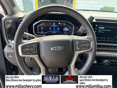 Used 2023 Chevrolet Silverado 1500 RST w/ Redline Edition AWD/4WD image 12