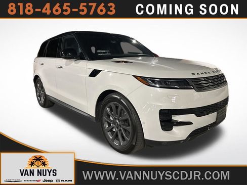 Used 2025 Land Rover Range Rover Sport SE AWD/4WD image 1