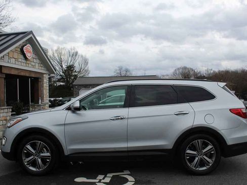 Used 2015 Hyundai Santa Fe GLS w/ Option Group 03 image 10