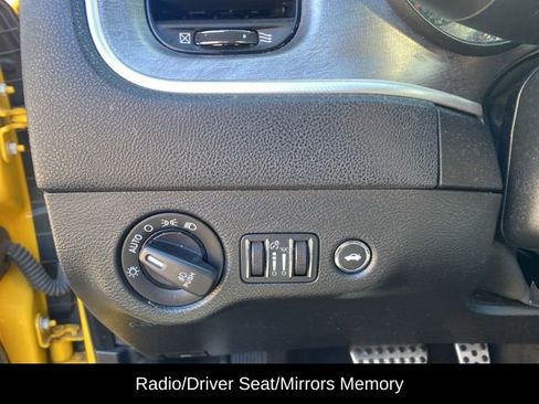 Used 2017 Dodge Charger R/T image 14