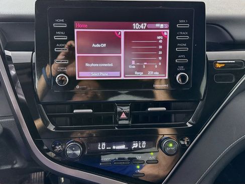 Used 2023 Toyota Camry SE FWD image 18