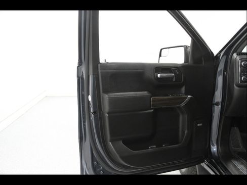 Certified 2021 Chevrolet Silverado 1500 RST w/ Convenience Package II AWD/4WD image 4