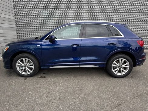 Certified 2025 Audi Q3 2.0T Premium Plus w/ Premium Plus Package AWD/4WD image 2