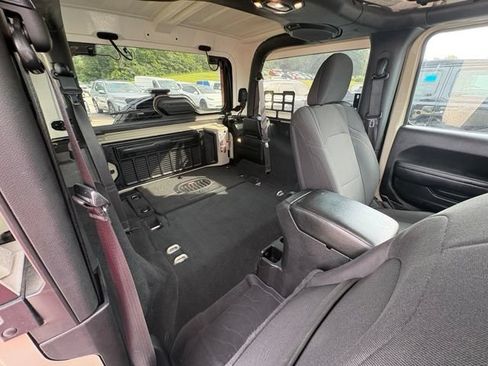 Used 2022 Jeep Wrangler Sport AWD/4WD image 21