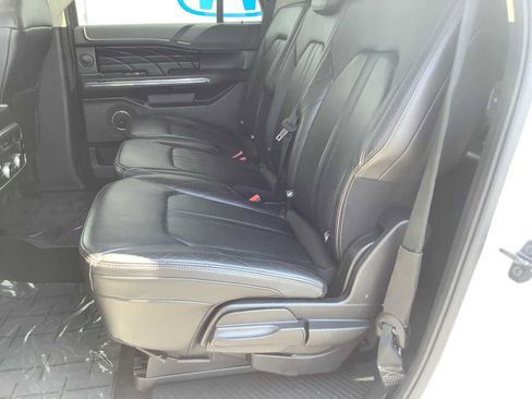 Used 2018 Ford Expedition Max Platinum AWD/4WD image 13