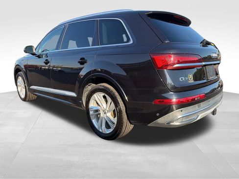 Used 2020 Audi Q7 3.0T Premium Plus w/ Premium Plus Package AWD/4WD image 3