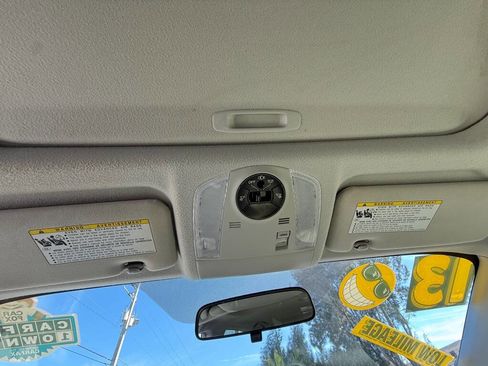 Used 2013 Toyota Prius image 19