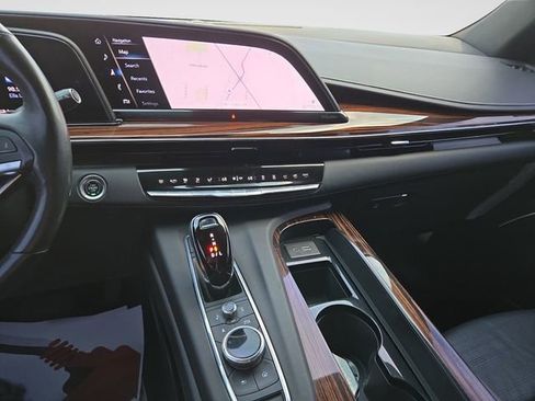 Used 2021 Cadillac Escalade ESV Premium Luxury w/ Driver Assist Tech Package AWD/4WD image 30