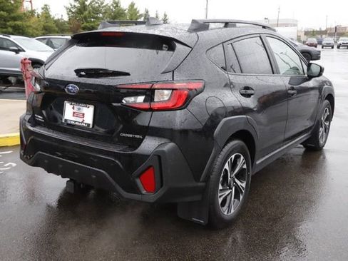 Certified 2025 Subaru Crosstrek 2.0i Premium image 3