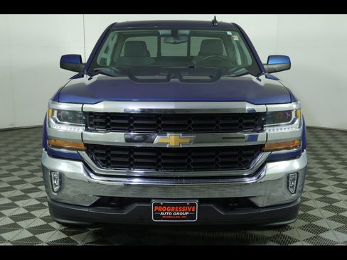 Used 2018 Chevrolet Silverado 1500 LT w/ All Star Edition image 14