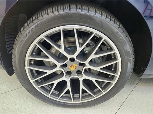 Used 2019 Porsche Macan S image 62