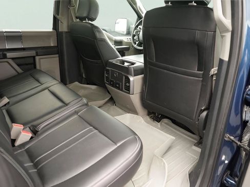 Used 2019 Ford F150 XLT w/ Equipment Group 302A Luxury RWD image 14