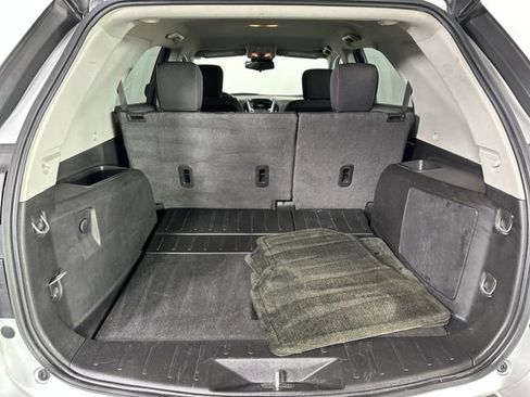 Used 2017 Chevrolet Equinox LT w/ Convenience Package image 25