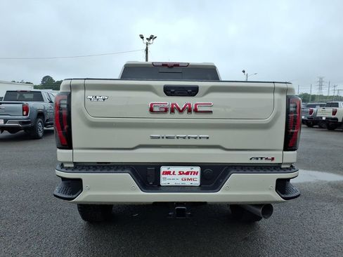 New 2026 GMC Sierra 2500 AT4 w/ Max Trailering Package AWD/4WD image 6