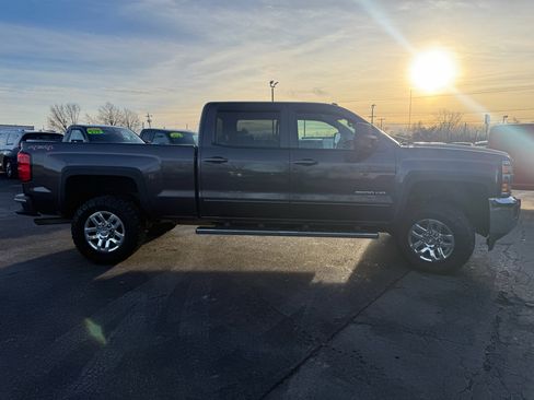Used 2016 Chevrolet Silverado 2500 LT w/ LT Convenience Package image 4