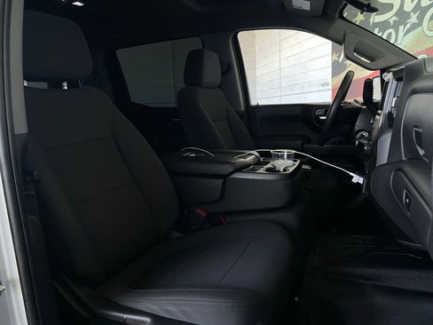 Used 2021 Chevrolet Silverado 1500 Custom image 21