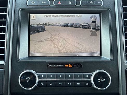 Used 2018 Ford Expedition Max Limited w/ Equipment Group 301A AWD/4WD image 24