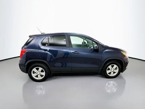 Used 2019 Chevrolet Trax LS w/ Tint and Cruise Package FWD image 10
