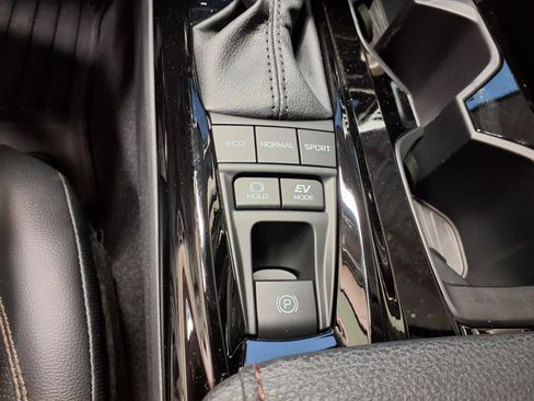 New 2026 Toyota Camry XLE AWD/4WD image 18