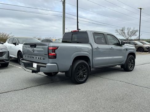 Certified 2026 Nissan Frontier SV w/ SV Convenience Package AWD/4WD image 9