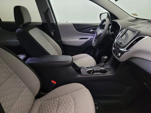 Used 2020 Chevrolet Equinox LT FWD image 21
