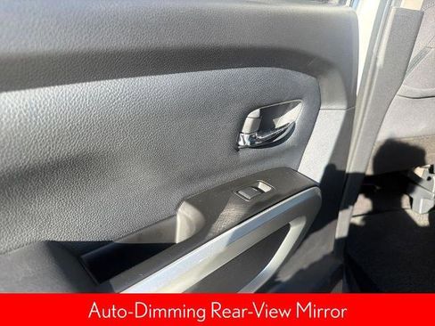 Certified 2024 Nissan Titan SV w/ SV Convenience Package image 20