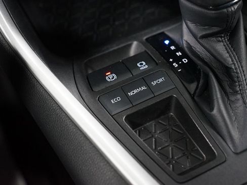 Certified 2023 Toyota RAV4 XLE image 22