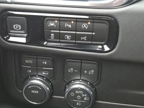 New 2026 GMC Yukon XL Denali w/ Sun & Power Step Package image 14