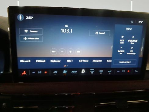 Used 2024 Lincoln Corsair Reserve w/ Jet Appearance Package image 14