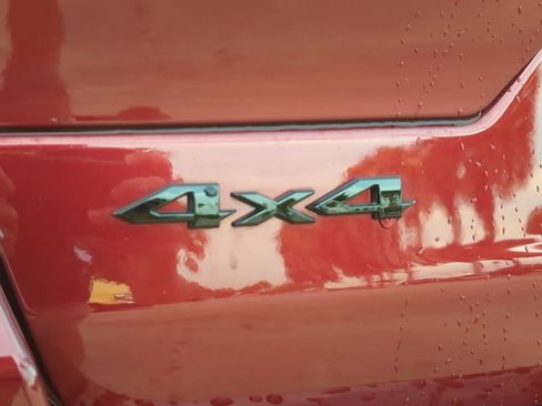 Used 2024 Jeep Grand Cherokee Altitude AWD/4WD image 5