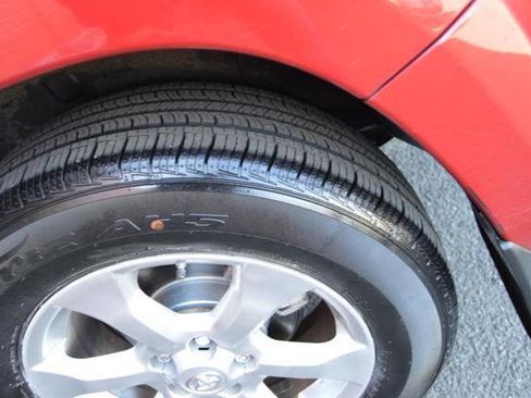 Used 2009 Toyota RAV4 Limited image 42