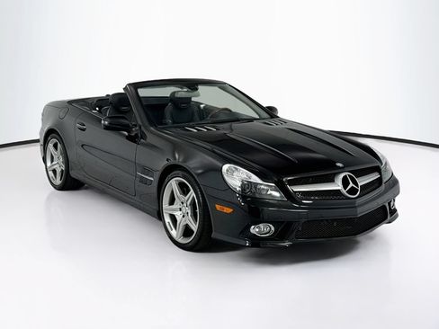 Used 2011 Mercedes-Benz SL 550 image 9